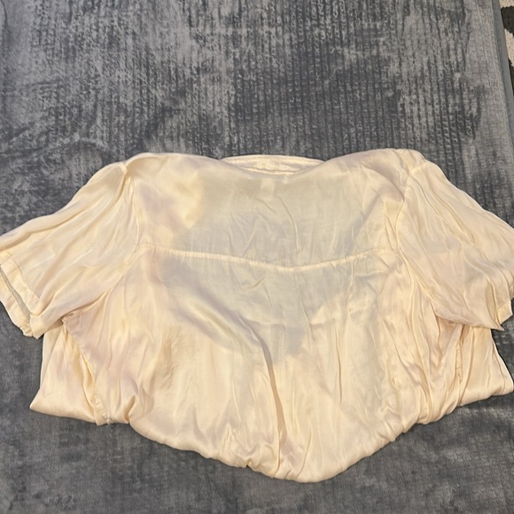 Forever 21 Relaxed Sheer Silk Blouse - Picture 4 of 4